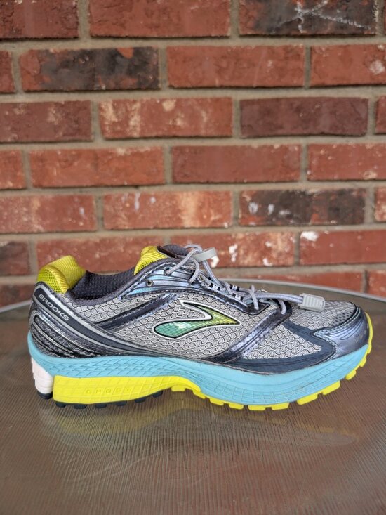 Women's Brooks Ghost 6 Running Shoes Size 9 Wide - Picture 3 of 12